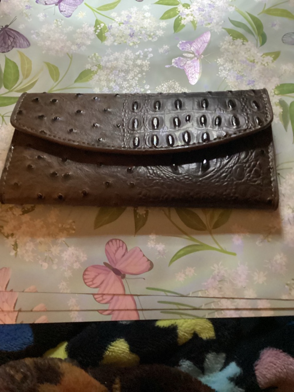 Source Unknown Dark Brown Croc-Embossed Vegan Leather Wallet